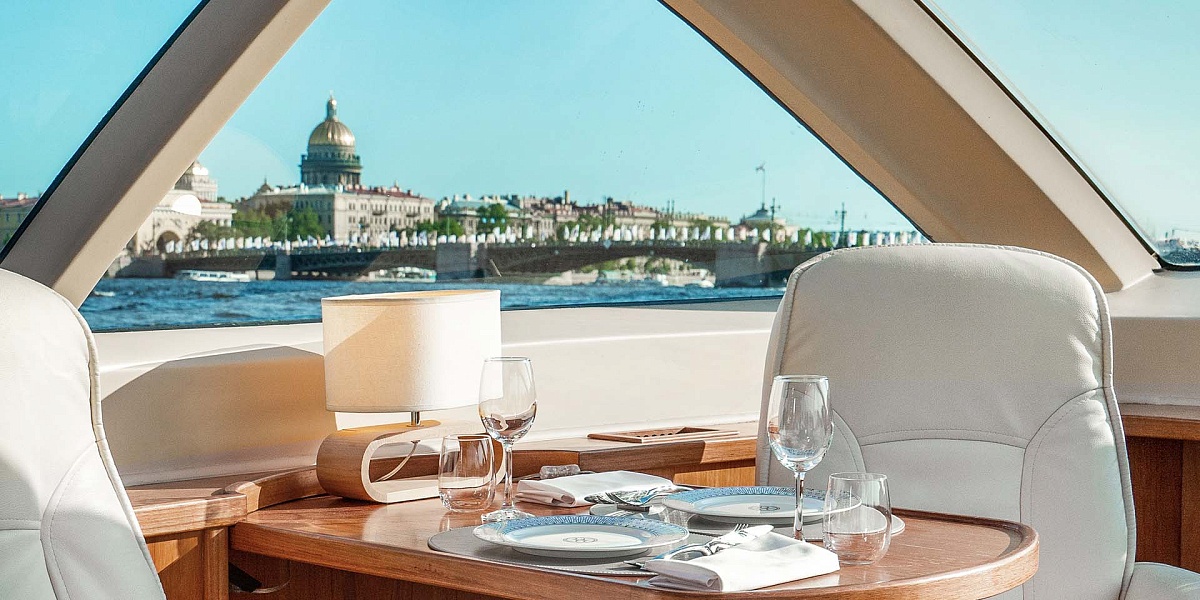 Аренда luxury tender Chudo Lodka в Санкт-Петербурге